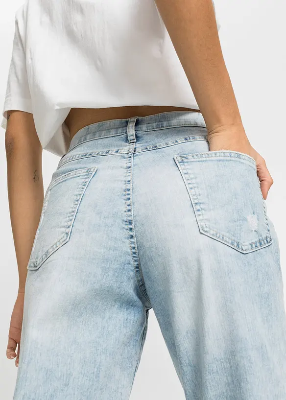 High Waist-mom-jeans med destroyed-effekt, bonprix