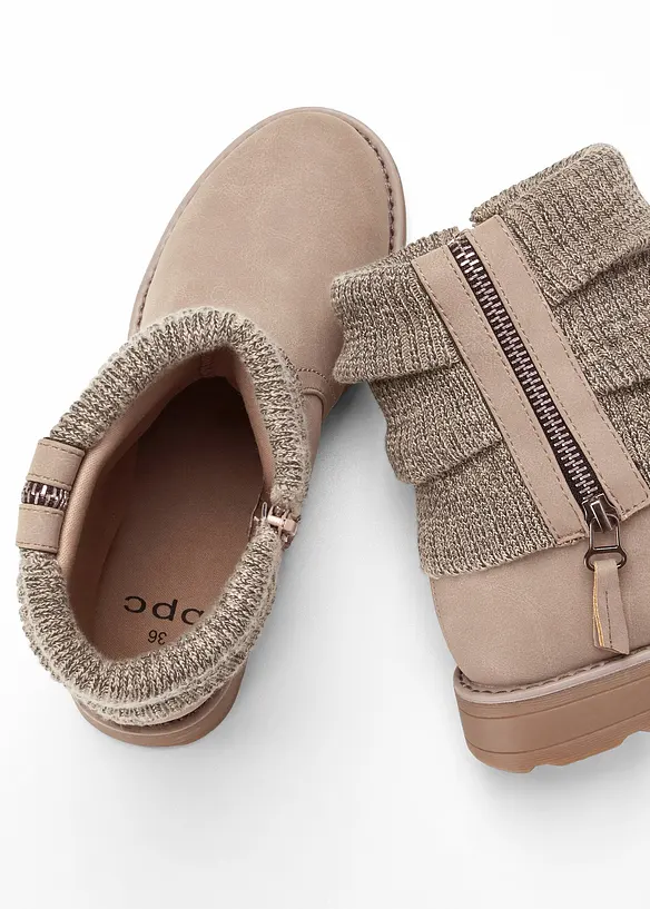 Boots med strikket innfelling i skaftet, bonprix