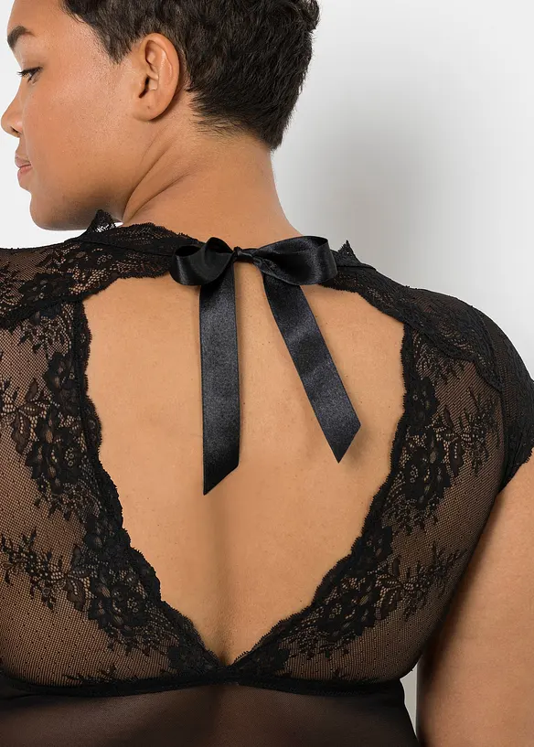 Body i nydelig blondemateriale, bonprix