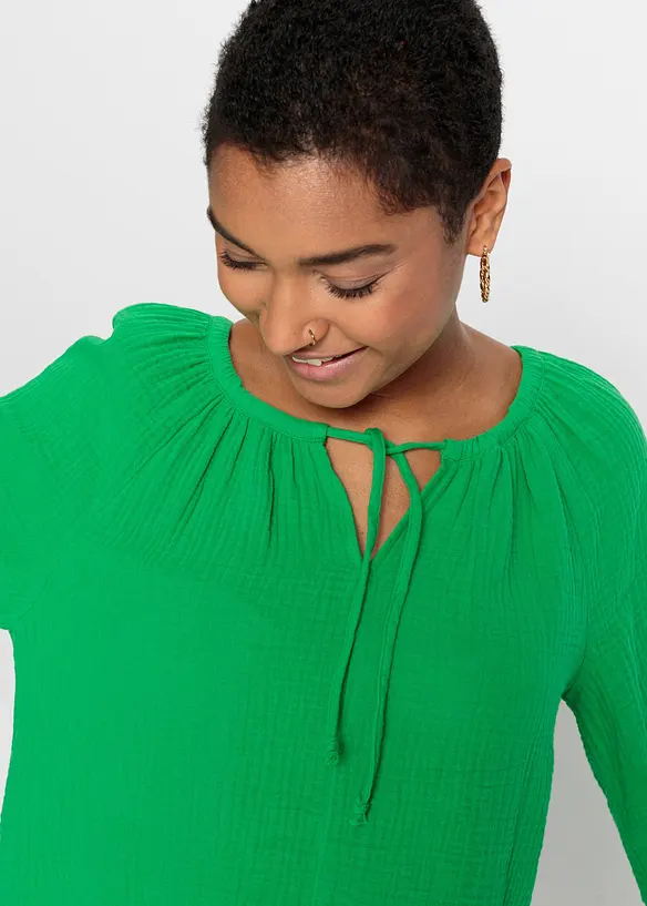Musselinbluse i bomull, bonprix