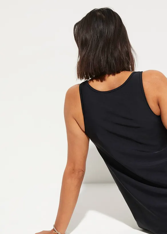 Hurtigt&oslash;rkende, lang tankini med blonder, bonprix