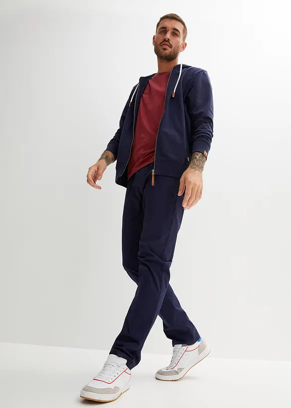 Hettejakke med detaljer i imitert skinn, bonprix