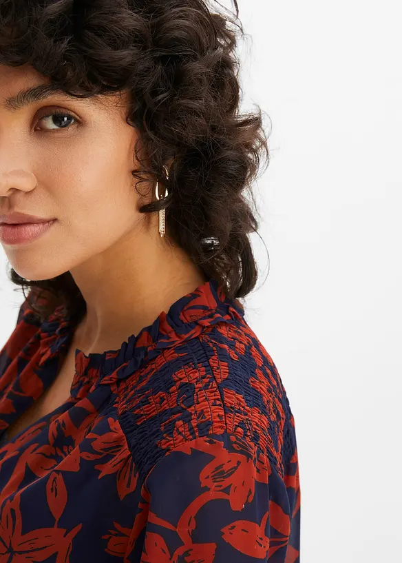 Chiffonbluse med vaflede detaljer, bonprix