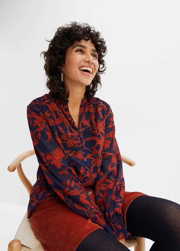 Chiffonbluse med vaflede detaljer, bonprix