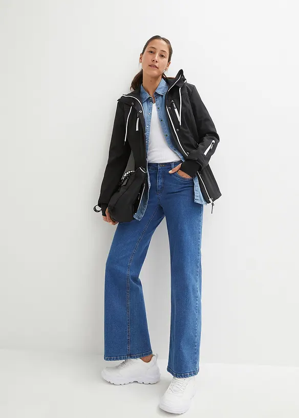 Softshelljakke i vannavvisende materiale, bonprix