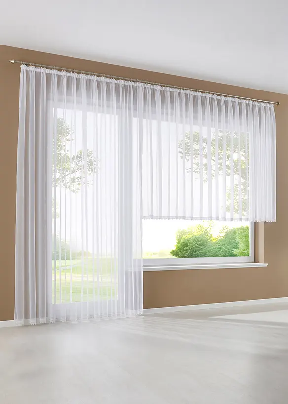 Gardin med resirkulert polyester og blondekant, bonprix