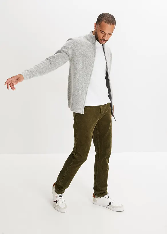 Slim Fit-kordfløyelsbukse med stretch og komfortsnitt, bonprix