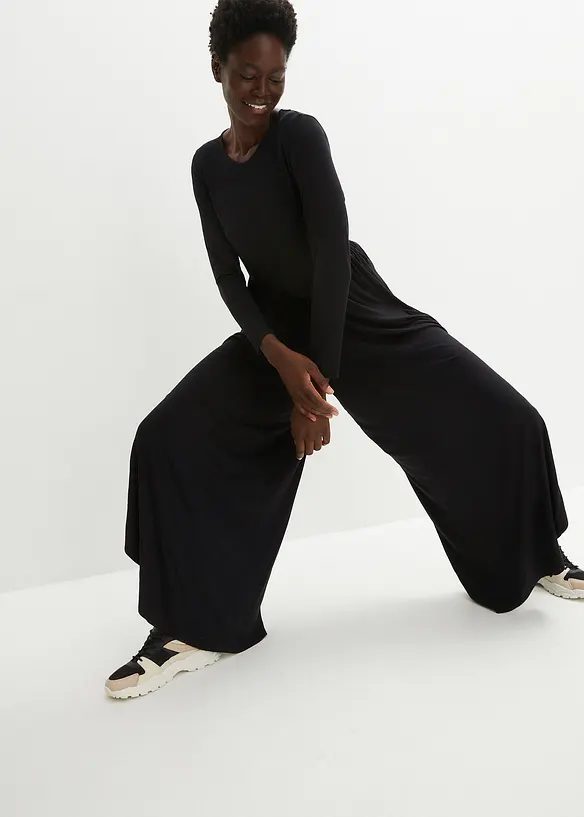 Trenings-jumpsuit av lett viskose, bonprix