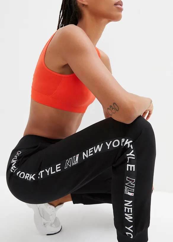 Joggebukse med elastiske kanter og statement trykk, bonprix