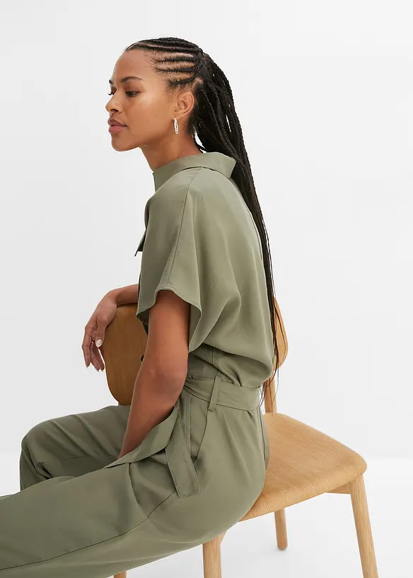 Jumpsuit med belte, bonprix