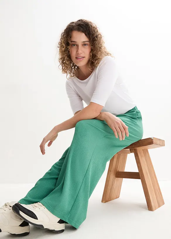 Vid bukse i strukturert jersey, High Waist, bonprix