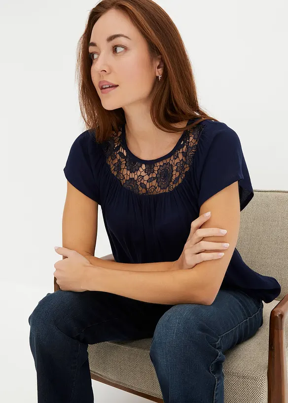 Bluse i 100% viskose, bonprix