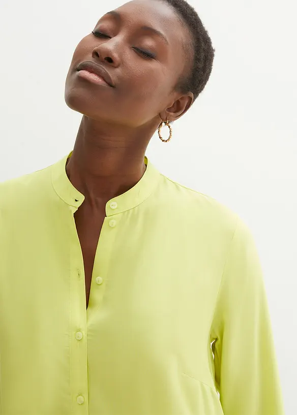 Lang viskosebluse, bonprix