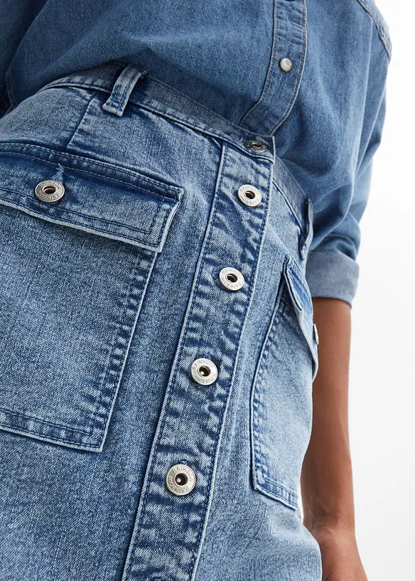 Jeansskjørt med påsydde lommer, bonprix
