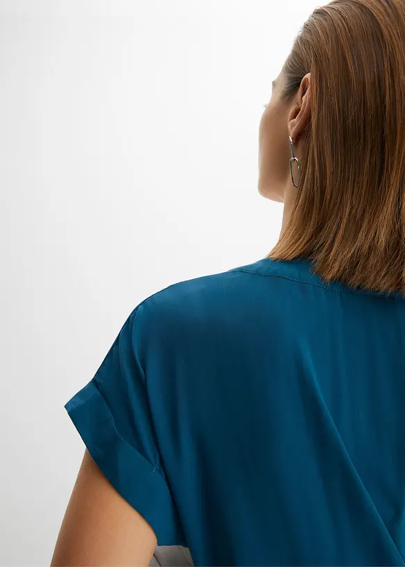 Bluse i 100% viskose, bonprix