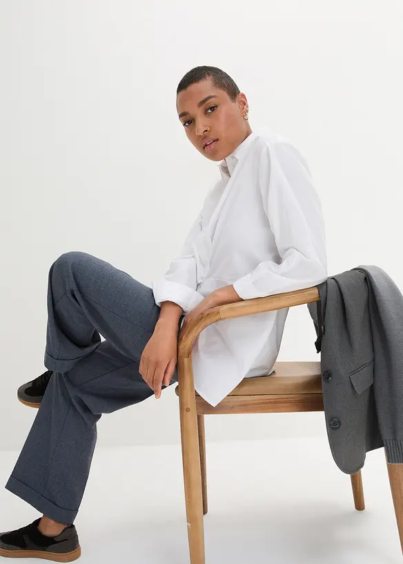 Lang bluse av poplin med forlenget bakstykke, bonprix