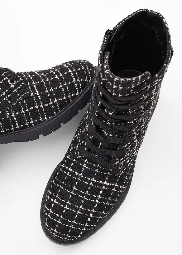 Boots med snøring, bonprix