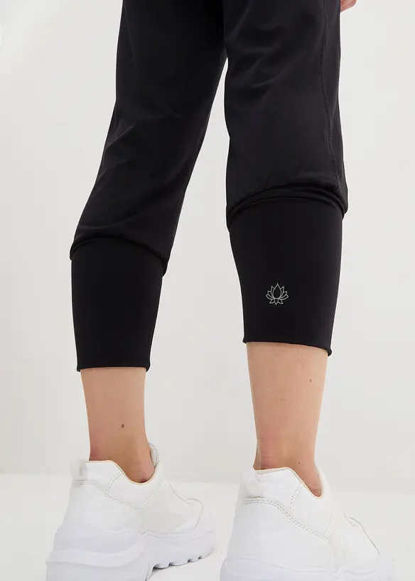 Capri-haremsbukse i ekstra mykt materiale, bonprix