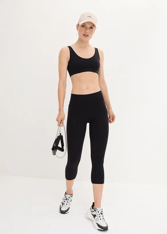 Ultrasoft treningsleggings med lommer på sidene, i capri-lengde, bonprix