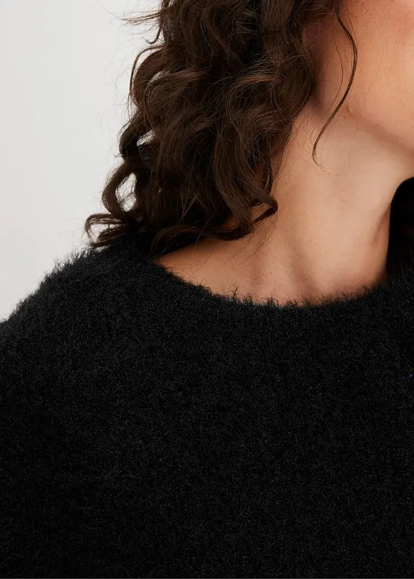Oversized genser av fluffy garn, bonprix