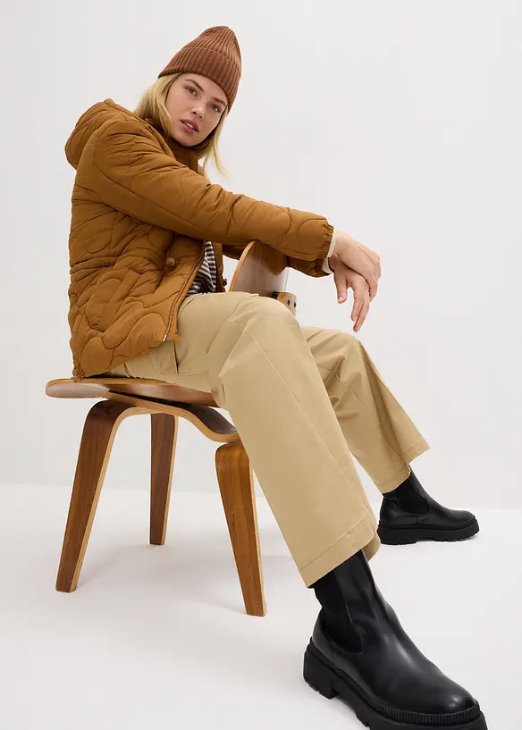 Vattert jakke med hette, bonprix