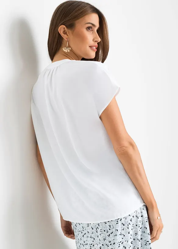 Kortermet bluse med skjult knappestolpe, bonprix