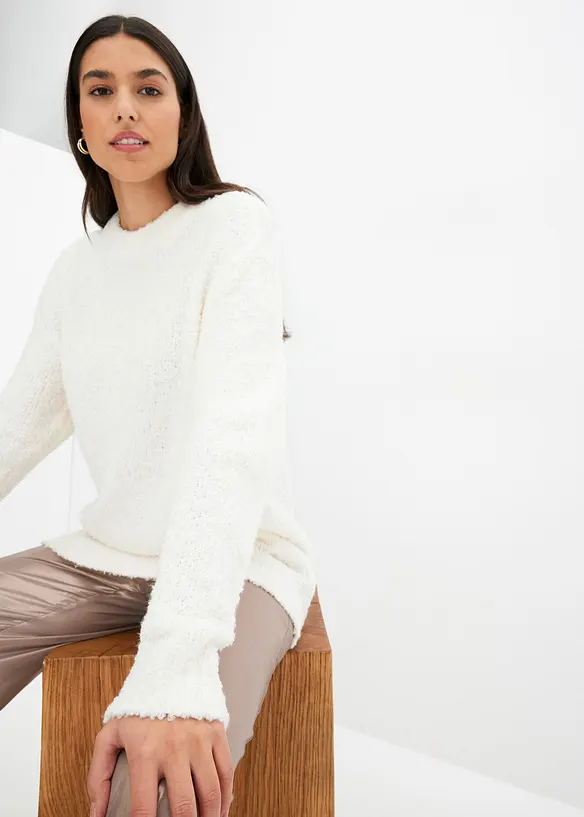 Oversized genser i fluffy garn, bonprix