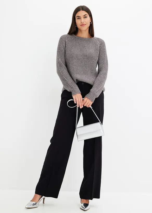 Grovstrikket genser med glansgarn, bonprix