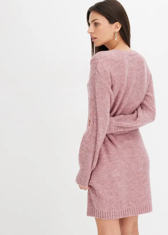 Strikkekjole med trendy flettemønster, bonprix