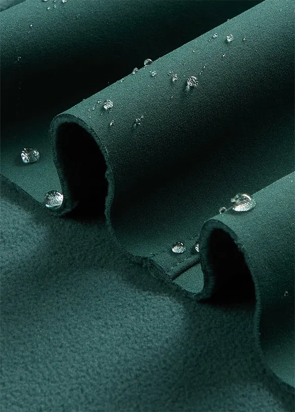 Softshelljakke i vannavvisende materiale, bonprix