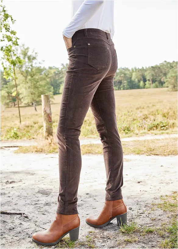 Slim Fit-kordfløyelsbukse med stretch, bonprix