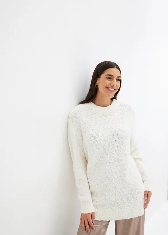 Oversized genser i fluffy garn, bonprix