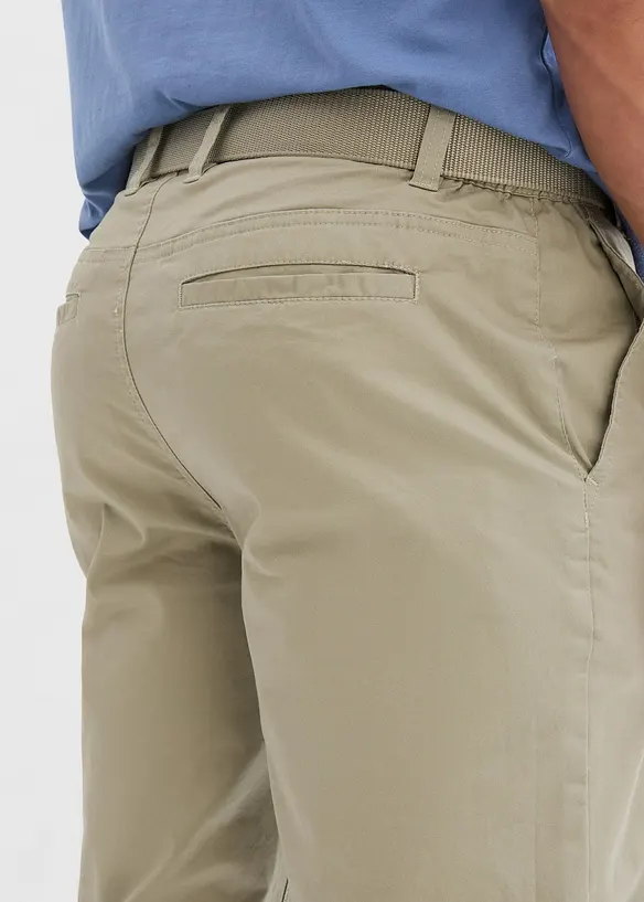 Regular Fit-chinos med belte og stretch, Straight, bonprix