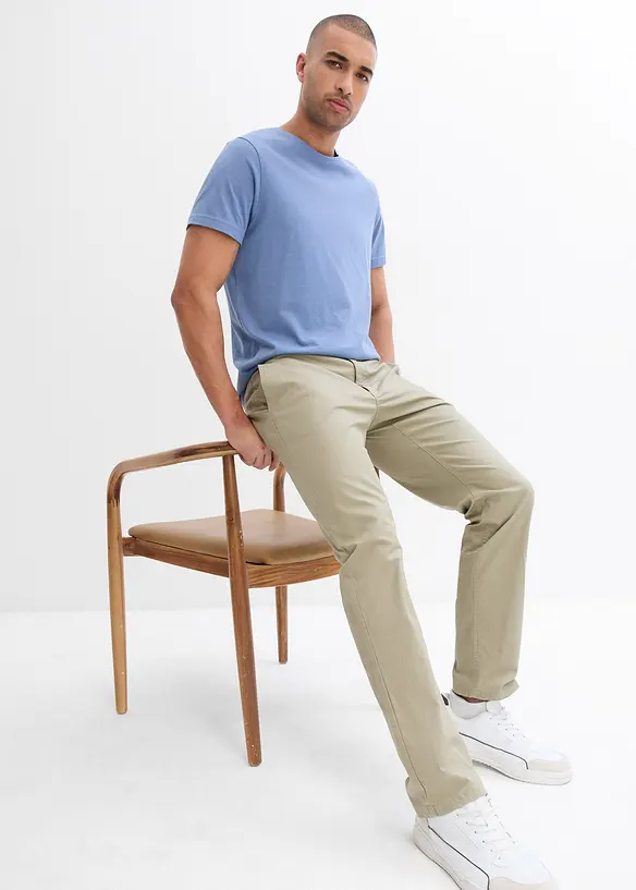 Regular Fit-chinos med belte og stretch, Straight, bonprix