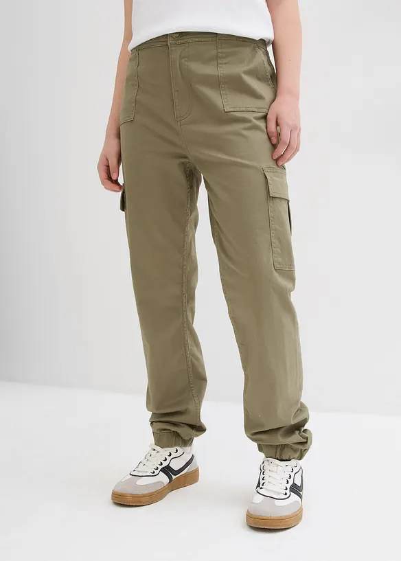 Cargobukse med påsatte lommer, bonprix
