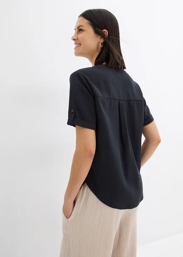 Kortermet bluse i fast viskosemiks, bonprix