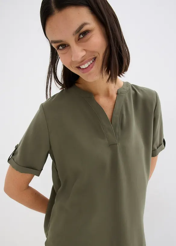 Kortermet bluse i fast viskosemiks, bonprix
