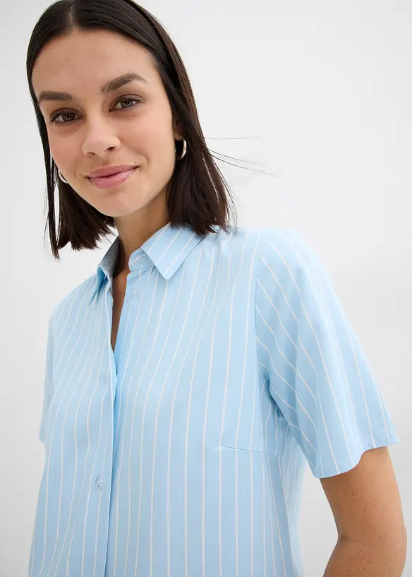 Kortermet bluse med knute-detalj og stripemønster, bonprix