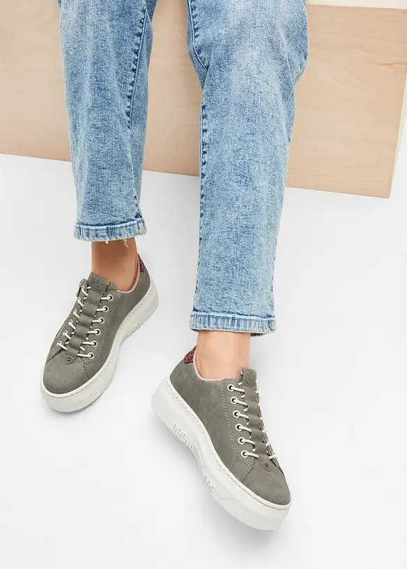 Komfort-plat&aring;sneakers fra Rieker med lett s&aring;le, Rieker