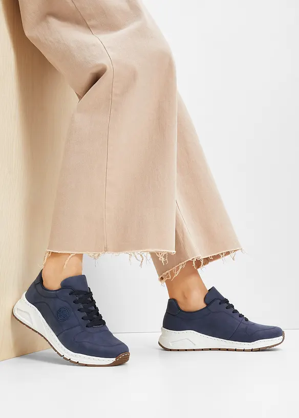 Komfort-sneakers med polstret inners&aring;le fra Rieker, Rieker