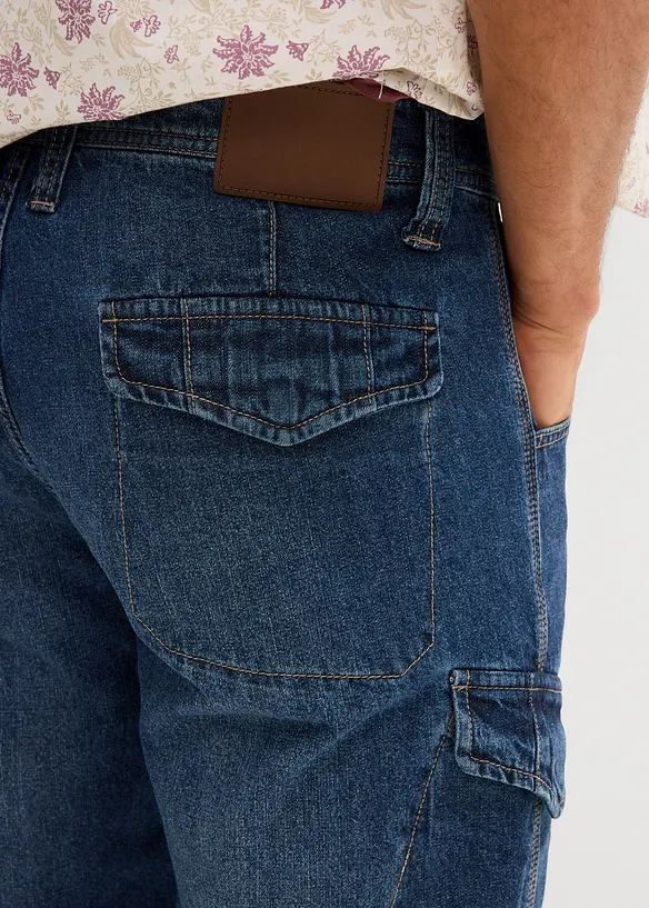 Lang bermudashorts i lett denim med stretch, Relaxed Fit, bonprix