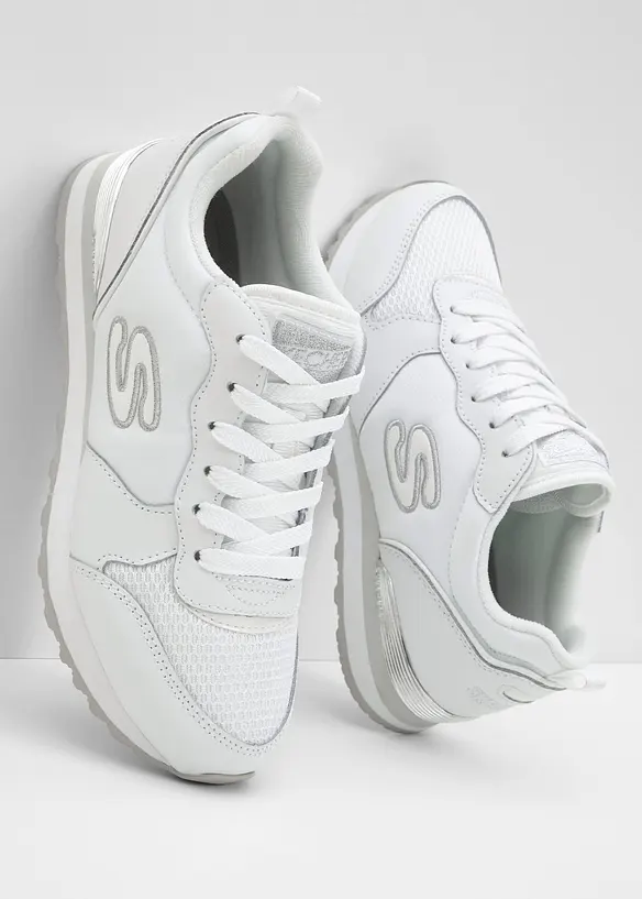 Sneakers med memoryskum fra Skechers, Skechers