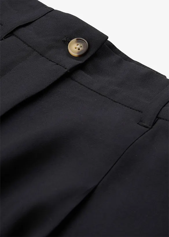Shorts av fin viskose, bonprix