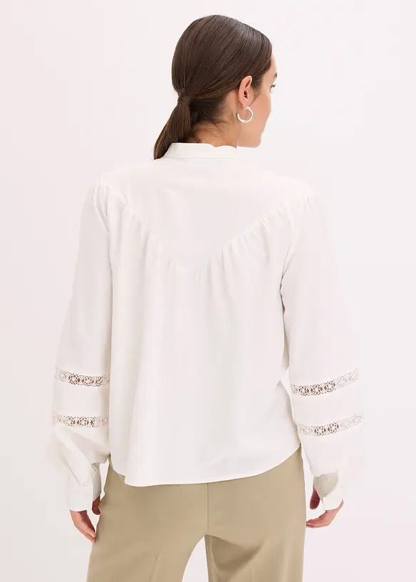 Bluse med lin og chrochet-innfellinger, bonprix
