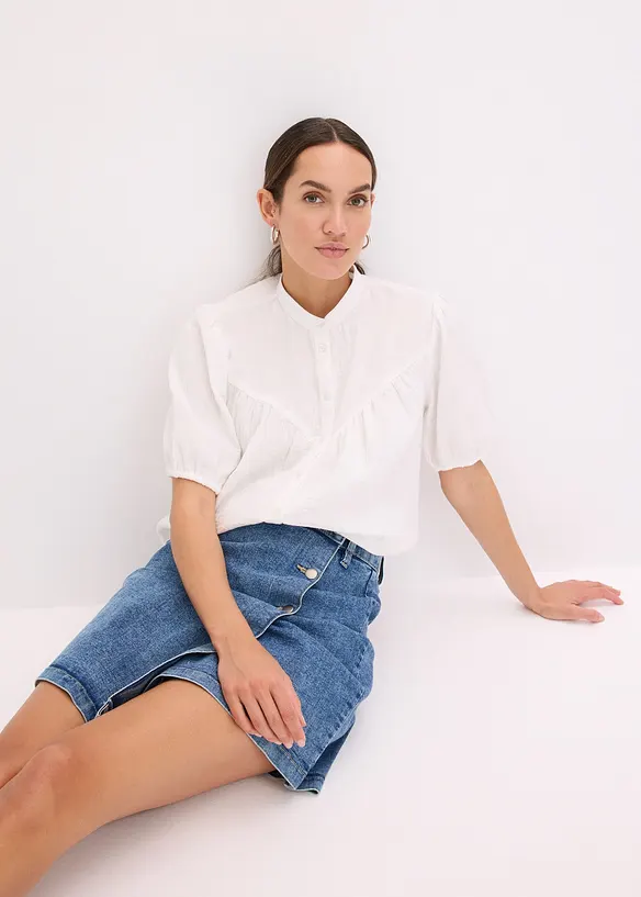 Kortermet bluse av musselin, bonprix