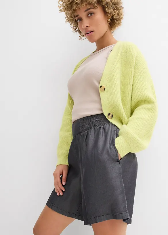 Slip on-shorts med smock-linning, bonprix