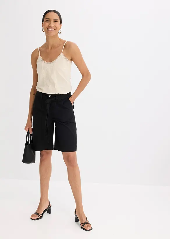 Shorts i twill med knytebelte, bonprix