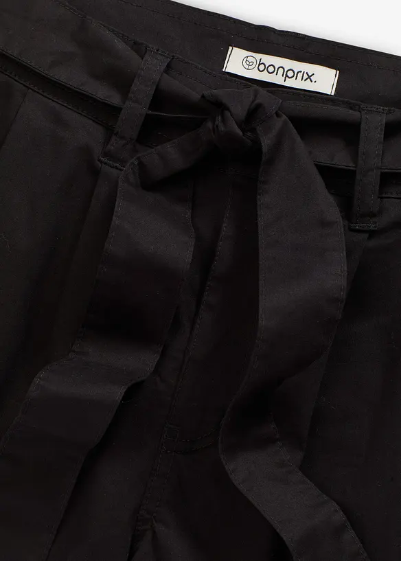 Shorts i twill med knytebelte, bonprix