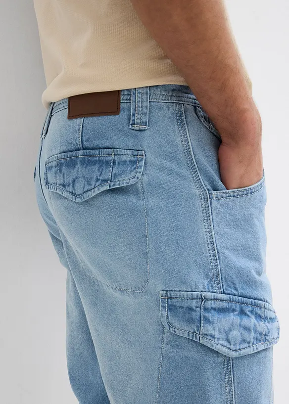 Lang cargo-bermudashorts i lett denim med stretch, Relaxed Fit, bonprix