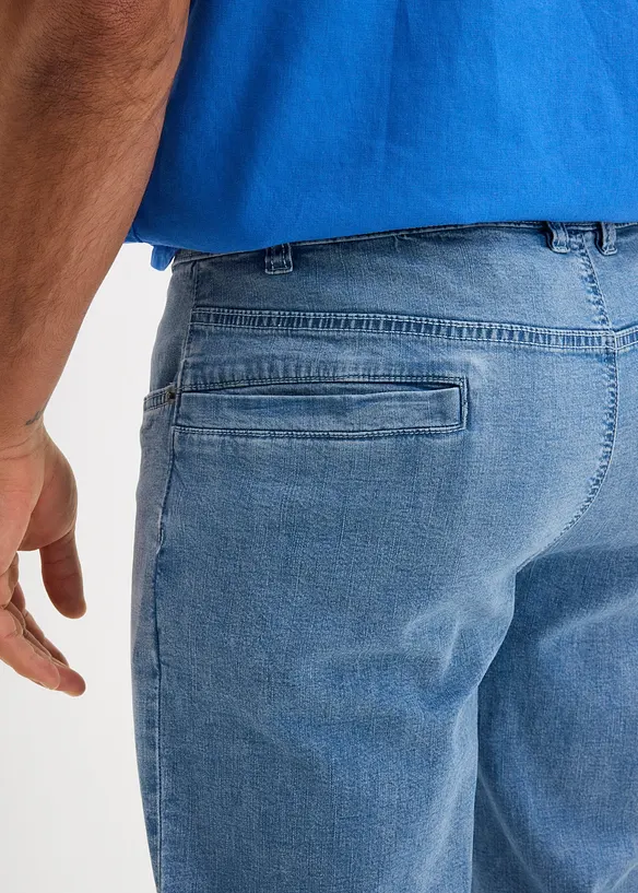 Lang bermudashorts i lett denim med stretch, Regular Fit, bonprix